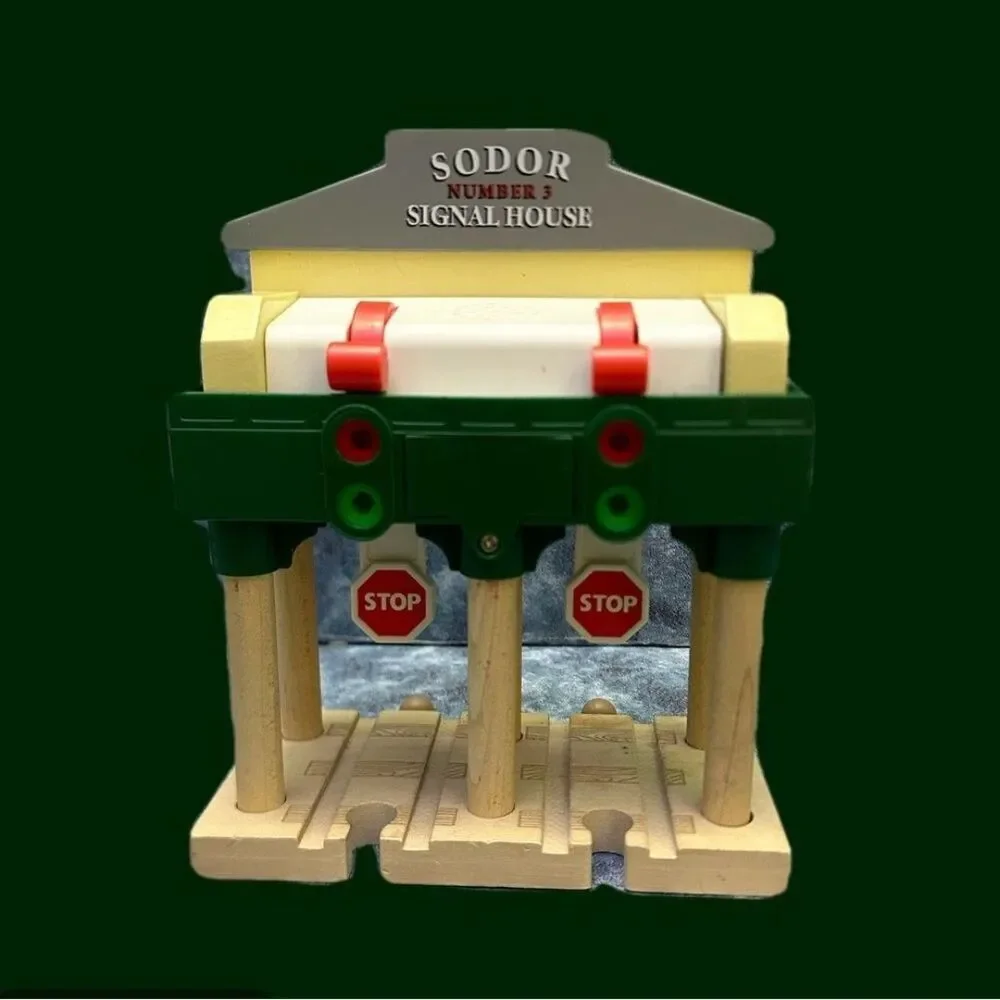 Thomas & Friends SODOR Railway Number 3 Signal House -